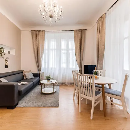 King's Road Aparthotel