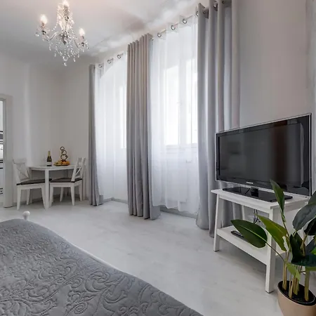 King's Road Ξενοδοχείο με διαμερίσματα 4*