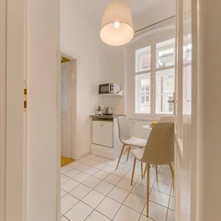 Ξενοδοχείο με διαμερίσματα King's Road Πράγα