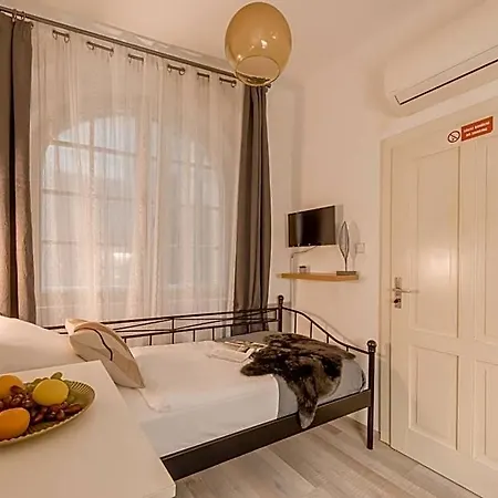 King's Road Hotel apartamentowy Praga