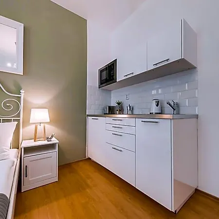 Hotel apartamentowy King's Road Praga