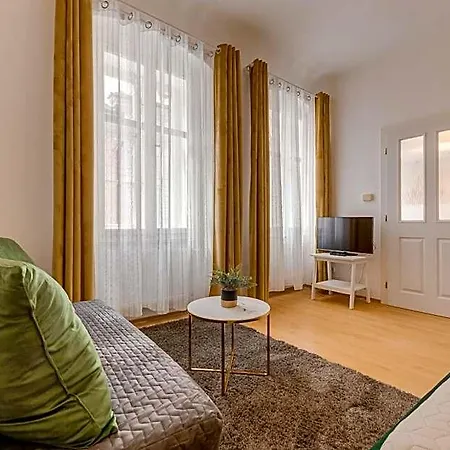 Hotel apartamentowy King's Road Praga