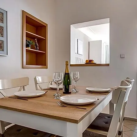 Hotel apartamentowy King's Road 4*
