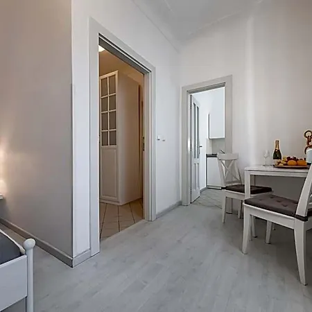 Hotel apartamentowy King's Road 4*