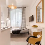 Apart-hotel King's Road Praga