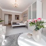 King's Road Apart-hotel 4*