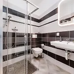 King's Road 4*