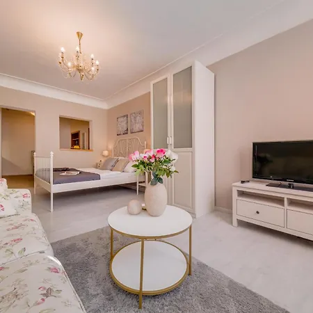 Lejlighedshotel King's Road 4*
