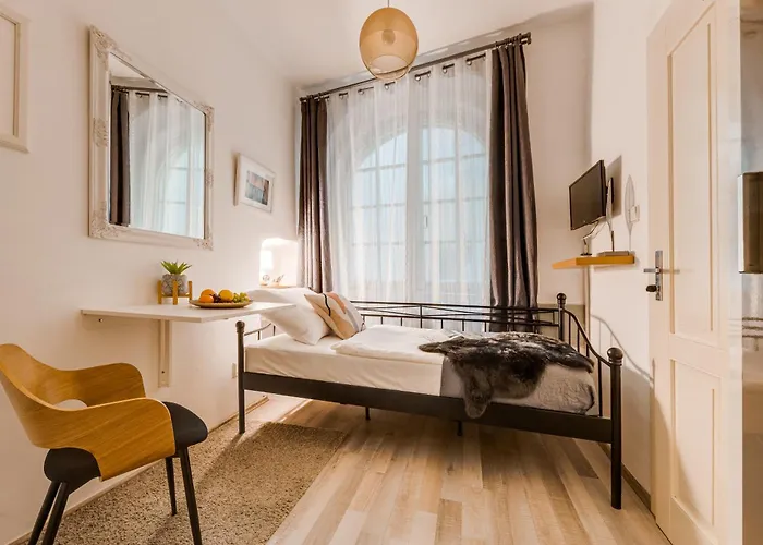 King's Road 4* Prag